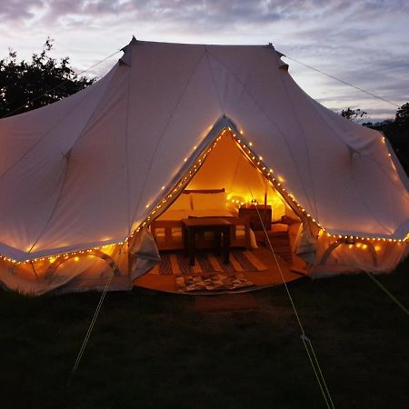 6M Emperor Tent Near Whitby With Log Burner Liverton Buitenkant foto