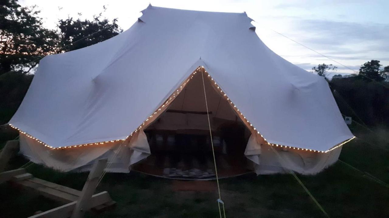 6M Emperor Tent Near Whitby With Log Burner Liverton Buitenkant foto